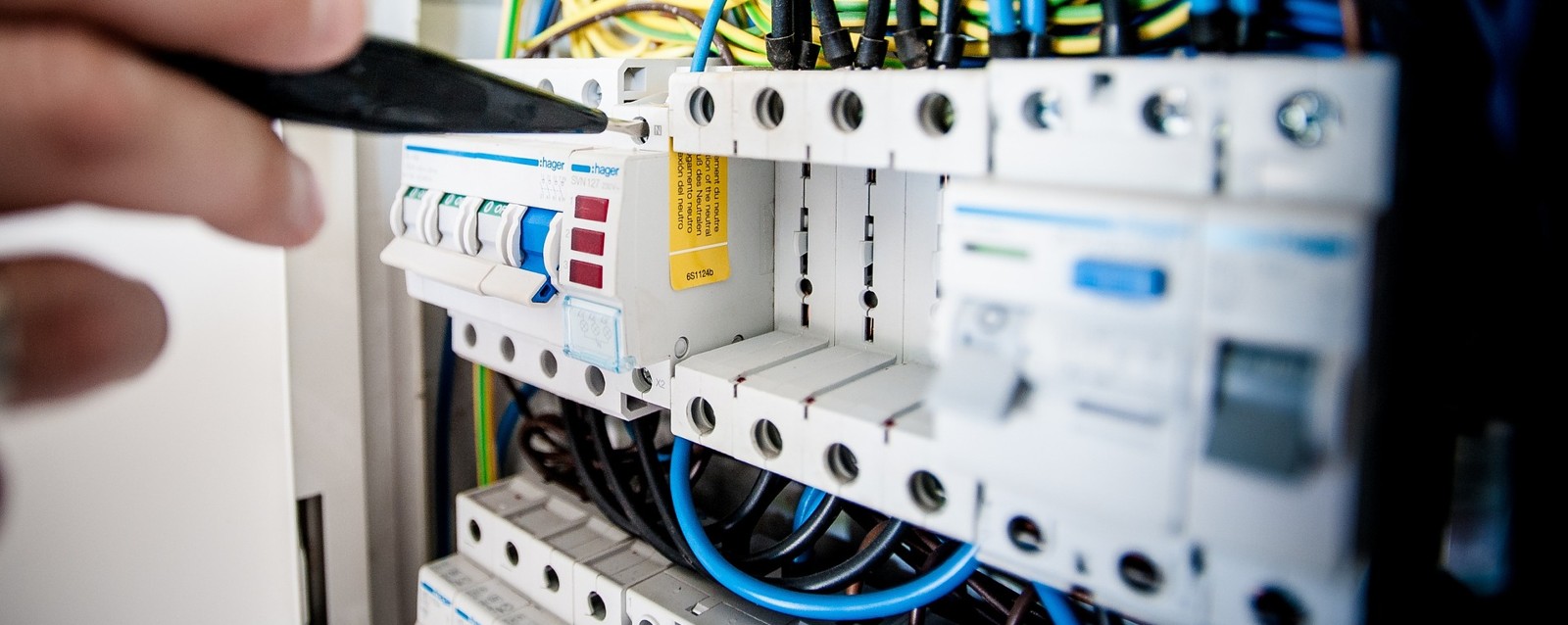 REMONDINI IMPIANTI - controllo e verifica impianto elettrico