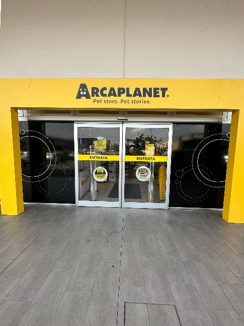 Ingresso arcaplanet per automazione fatto da Remondini Impianti